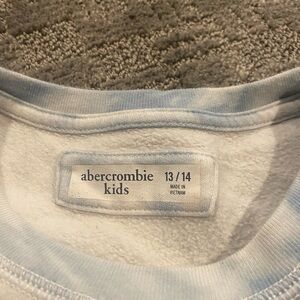 Girl’s Abercrombie tie dye sweatshirt